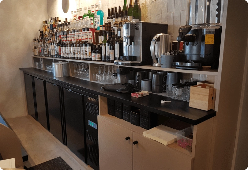 Bar Professionnel Entreprise Aménagement Réfrigérateur Comptoir Sur Mesure