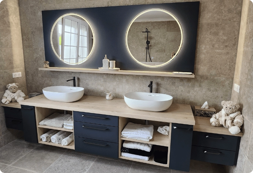 Aménagement Sur Mesure Intérieur Salle De Bain Miroirs Vasques Eclairages LED